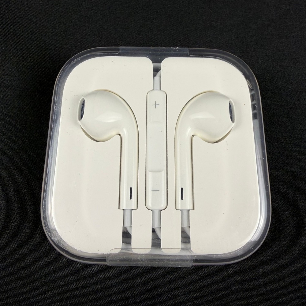 Apple EarPods 3.5mm Wired Earbuds White In-Line Remote Clear Storage Case